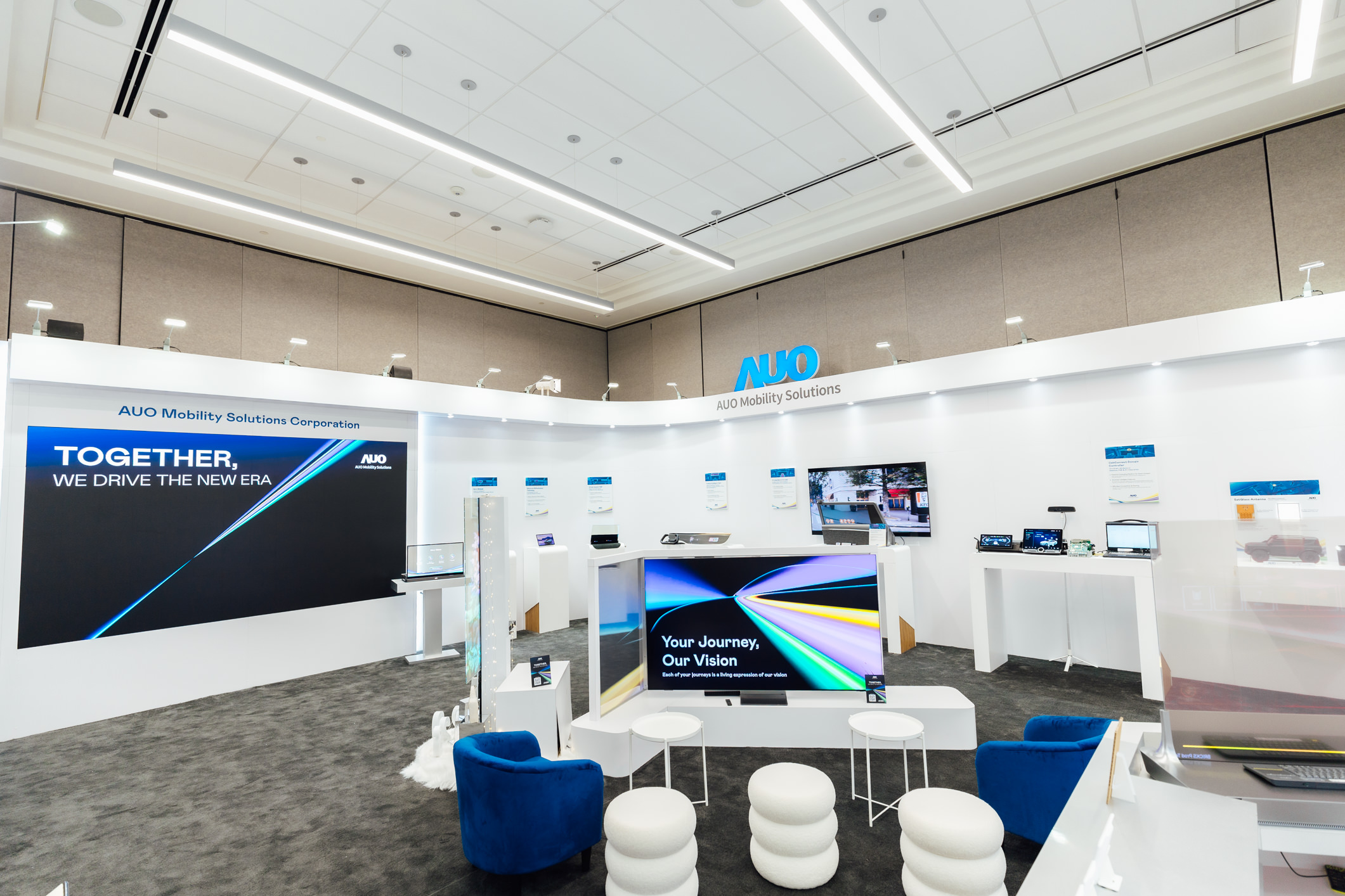 LEYU�پW(w��ng)�ǻ��Є���AI�cܛ�����x��܇�����M�£����¶��x�@ʾ�˙C���ӣ������c�a(ch��n)�I(y��)�͑���������(chu��ng)������߲�������ܔUչ���Ե�δ����œ�w���